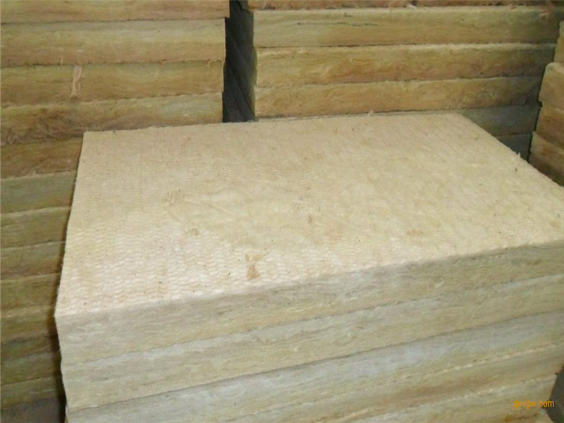 水泥復(fù)合巖棉板價(jià)格